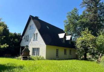Mehrgenerationenhaus in Siegburg am Wald zu verkaufen