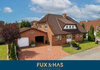 Großzügiges Einfamilienhaus mit Wärmepumpe, Vollkeller und traumhaftem Eckgrundstück!