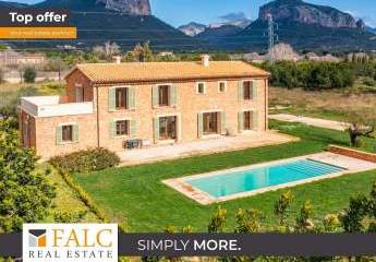 Sonnige Neubau-Finca mit wunderschönem Bergblick und Pool in Alaró