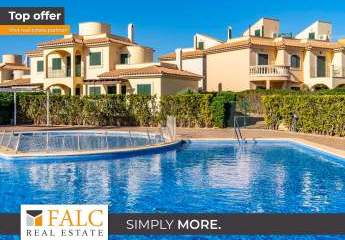 Sonnige Neubau-Villa mit Weitmeerblick und Gemeinschaftspool in Sa Rapita