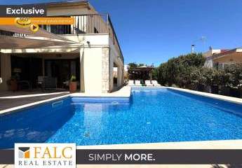 Mediterranes Wohnglück: Chalet mit Pool & Terrassen in Can Pastilla