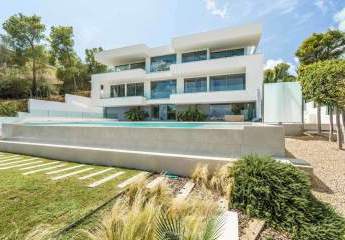Spektakuläre neu erbaute Designer-Villa mit herrlichem Blick auf das Meer und die  Küste von Calvia
