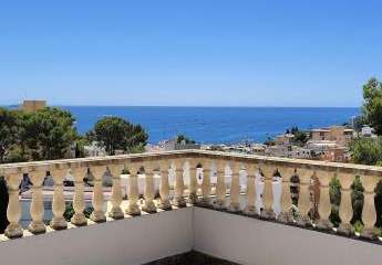 Sonnige Villa mit herrlichem Meerblick in San Agusti, Palma de Mallorca.