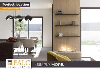 Schöne Naturstein-Villa mit Pool in Pórtol