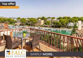 Attraktive Maisonette-Wohnung mit Blick auf den Yachtclub von Santa Ponsa