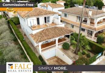 Exklusives Wohnhaus mit separater Einheit – nur wenige Schritte vom Meer entfernt!