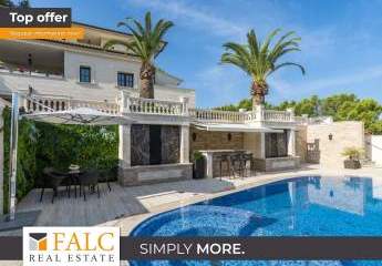 Luxuriöse Villa mit Pool, Meer- und Bergblick, in Strandnähe in Paguera