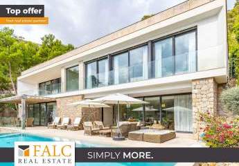 Moderne Villa in einzigartiger Lage mit Pool und Meerblick in Genova