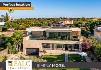 Design-Villa mit offenen Terrassen, Pool und beeindruckender Aussicht