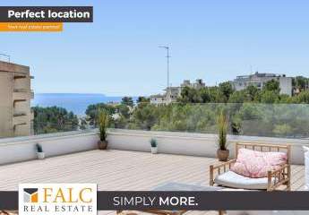 Stilvolles Penthouse mit Dachterrasse und Meerblick