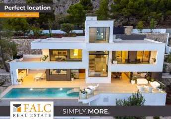 Schlüsselfertige 6 Zimmer Designer-Villa in Bestlage von Altea - sofort einziehen!