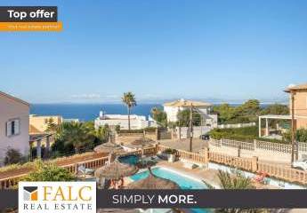 Mallorquinische Villa mit traumhaftem Meerblick und Ferienlizenz in Bahia Grande