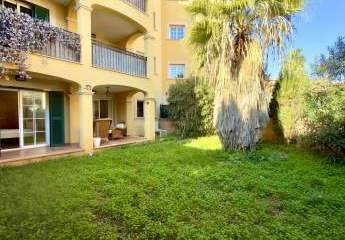 Wohnen im Grünen - Erdgeschoss mit Garten und Gemeinschaftspool