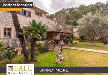 Fabelhafte, renovierte Finca mit Pool und Bergblick in Sóller
