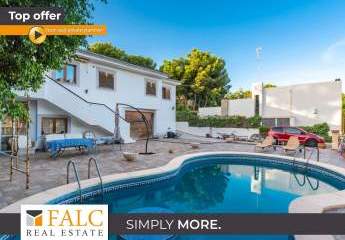 Klassisches Einfamilienhaus mit Pool und grossen Garten  in Santa Ponsa