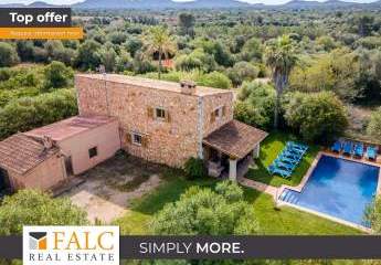 Natursteinfinca mit Pool und Ferienvermietungslizenz in Felanitx