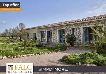 Fabelhafte, von Natur umgebene Finca mit Pool in Campos