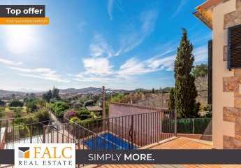 Tolles Chalet mit Pool und wunderschönem Weitblick in Alaró