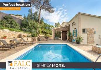 Sonnige Villa mit Meerblick und Pool in Costa den Blanes