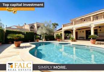 Attraktive Doppelimmobilie mit Pool, Garten und Ausbaupotenzial