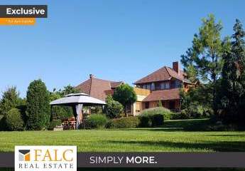 Landhaus mit parkähnlichem Grundstück in außergewöhnlich guter Lage am Rand des Naturschutzgebietes