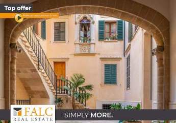 Luxuswohnung im historischen Altstadtpalast mit Garage – Casco Antiguo