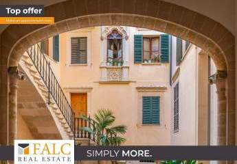 Luxuswohnung im historischen Altstadtpalast mit Garage – Casco Antiguo