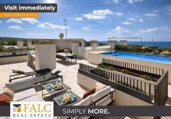 Exklusives Meerblick-Penthouse mit privatem Pool