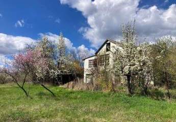 Weinberghaus mit Balatonblick & traumhaftem Grundstück bei Héviz