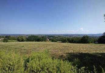 Grosses Grundstück oberhalb von Zalaszentgrot mit Fernsicht