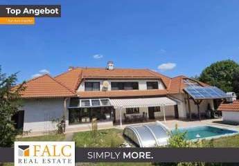 Großzügiges Wohnhaus mit 3 Einheiten, Pool und parkähnlichem Garten