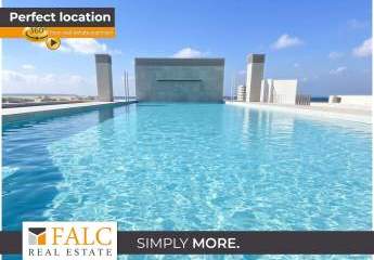 Wohnen mit Stil – Pool, Blick & Parkplatz inklusive