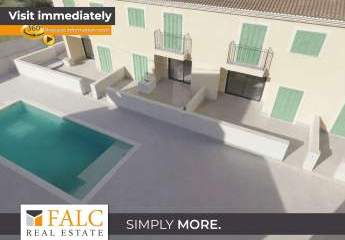 Exklusive Designvilla mit Poolzugang in zentraler Lage von Cala Millor