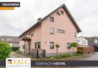 Großzügige Wohnung mit Premium- Küche und Garage in ruhiger Wohngegend