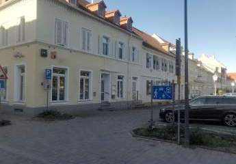 Angesagtes Café mit Außenterrasse neu zu verpachten