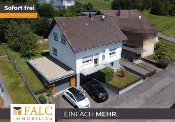 Schönes Einfamilienhaus mit wunderschönem Garten