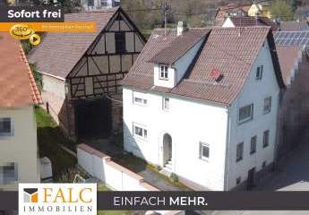 Charmantes Bauernhaus mit angrenzender Scheune und viel Potenzial