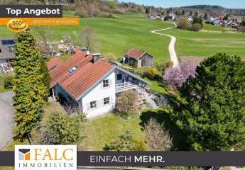 Exklusive Landhaus-Idylle mit unverbaubarem Blick ins Ampermoos