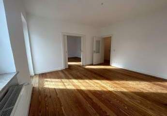 Altbauperle im Hansaviertel – stilvoll saniert mit Balkon in Bestlage