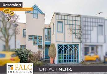 ''Und am Ende der Straße steht ein Haus am See''