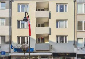 Möblierte und Frisch sanierte Dachgeschoss Wohnung auf der Severinsstraße