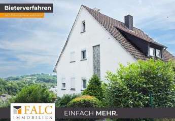 Gepflegtes Ein- bzw. Zweifamilienhaus mit traumhaftem Ausblick