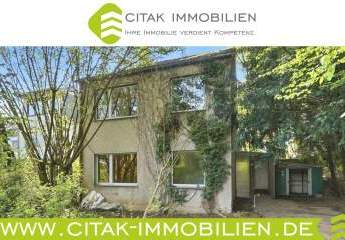 Sanierungsbedürftiges Reihenendhaus mit Garage in Köln-Heimersdorf (Erbpachtgrundstück)