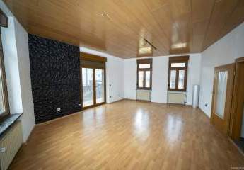 Helle und großzügige Obergeschosswohnung in Püttlingen zu vermieten