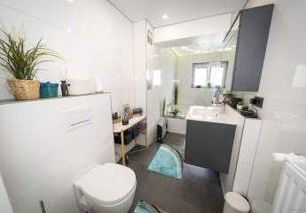 Kapital oder Eigennutzer Wohnung+Gewerbe mit Umbaupotenzial ohne Garten mit Terrasse