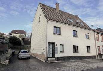 Kapitalanlage mit 3 Wohneinheiten Citynah in Püttlingen