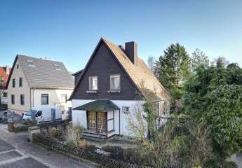 Ihr neues gemütliches Zuhause mit traumhafter Lage und Grundstück in verkehrsberuhigtem Bereich