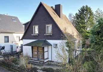 Ihr neues gemütliches Zuhause mit traumhafter Lage und Grundstück in verkehrsberuhigtem Bereich