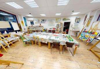 Vielseitig nutzbare Gewerbefläche in Püttlingen zu vermieten