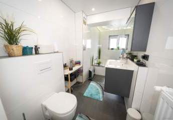 Kapital oder Eigennutzer Wohnung+Gewerbe mit Umbaupotenzial ohne Garten mit Terrasse